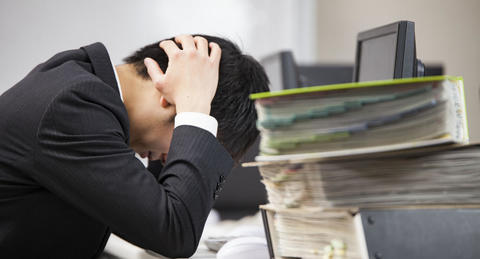 残業時間とは? 時間外労働の定義や36協定、新たな上限を解説
