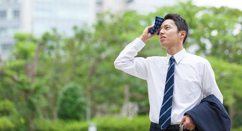 今年の夏も酷暑かも...我慢しないで男も日傘！