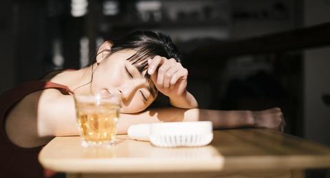 社会人が勉強しない末路は?--しないデメリットと勉強を習慣にするポイント