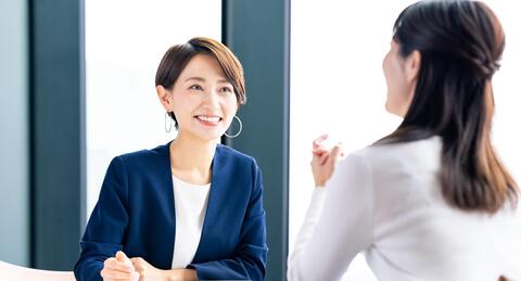 傾聴力とは? ニーズを引き出し、信頼関係を築くコミュニケーション術